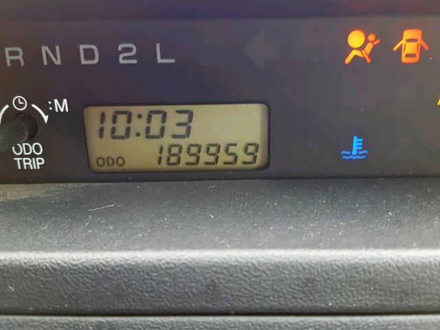 JTLKT324964043047 - 2006 TOYOTA SCION XB SILVER photo 8