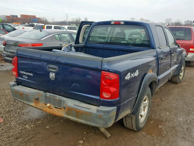 1D7HW28KX5S187641 - 2005 DODGE DAKOTA QUA BLUE photo 4