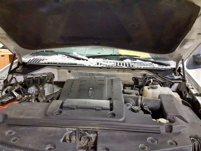 5LMJJ2J53AEJ06690 - 2010 LINCOLN NAVIGATOR WHITE photo 7