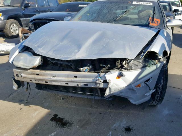 1G8ZY12702Z247382 - 2002 SATURN SC2 SILVER photo 9