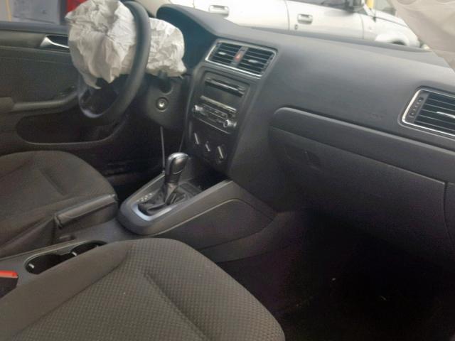 3VW2K7AJ4CM315434 - 2012 VOLKSWAGEN JETTA BASE WHITE photo 9