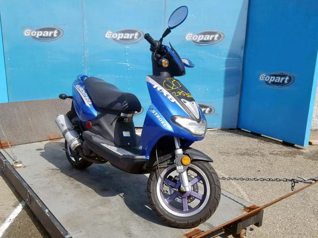 LAWTAAMT76C101067 - 2006 QING MOPED BLUE photo 2