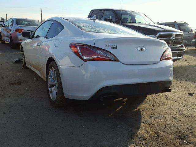 KMHHT6KD7DU106386 - 2013 HYUNDAI GENESIS CO WHITE photo 3