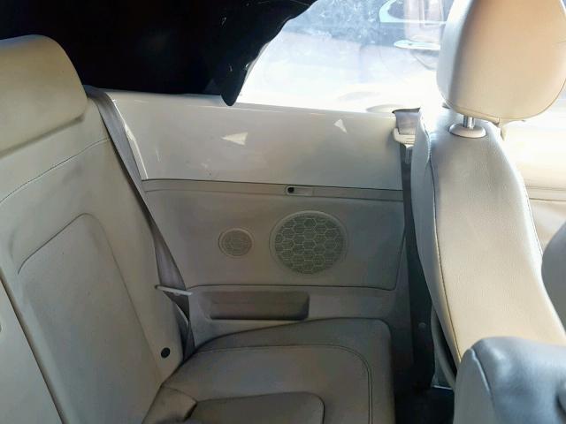 3VWCM31Y74M324747 - 2004 VOLKSWAGEN NEW BEETLE WHITE photo 6