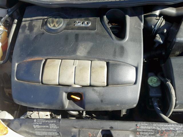 3VWCM31Y74M324747 - 2004 VOLKSWAGEN NEW BEETLE WHITE photo 7