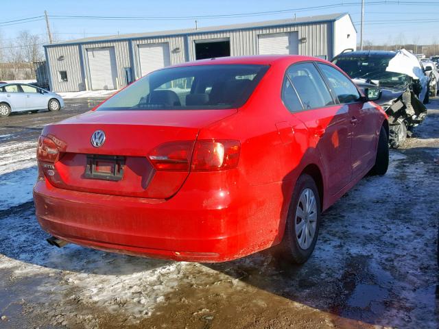 3VW1K7AJ6EM437999 - 2014 VOLKSWAGEN JETTA BASE RED photo 4