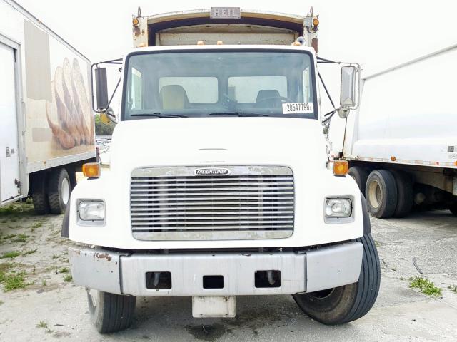 1FVXJJCB0YHB93334 - 2000 FREIGHTLINER MEDIUM CON WHITE photo 9