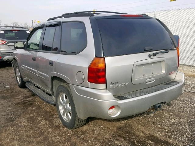 1GKDT13S952224220 - 2005 GMC ENVOY SILVER photo 3