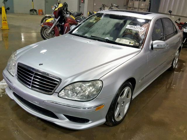 WDBNG84J14A386462 - 2004 MERCEDES-BENZ S 500 4MAT SILVER photo 2