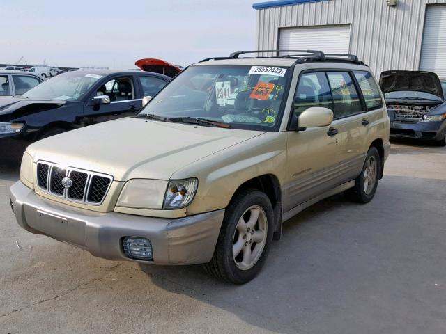 JF1SF65572H715625 - 2002 SUBARU FORESTER S GOLD photo 2
