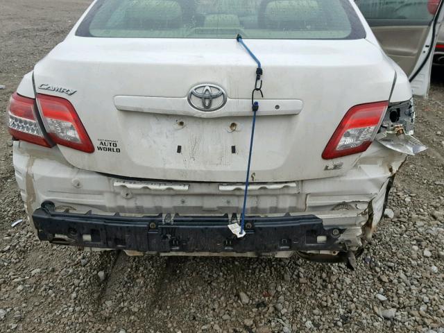 4T1BF3EK3AU554657 - 2010 TOYOTA CAMRY LE A WHITE photo 9