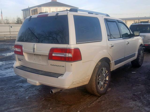 5LMFU28507LJ01650 - 2007 LINCOLN NAVIGATOR Ақ фото 4