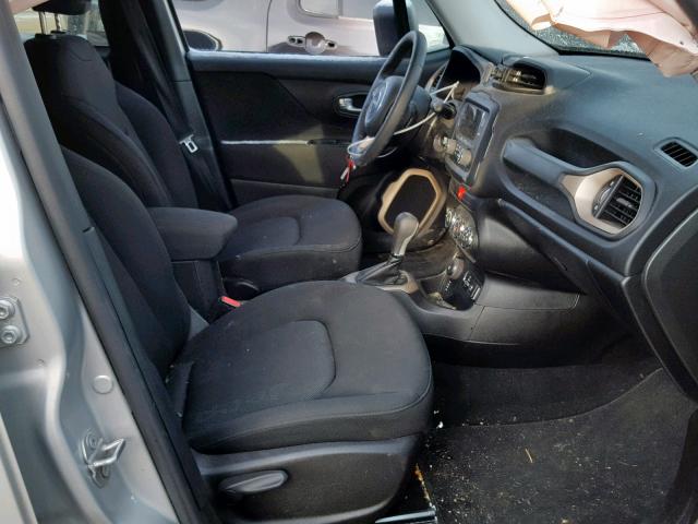 ZACCJBAB0HPE43874 - 2017 JEEP RENEGADE S 银色 照片 5