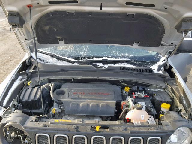 ZACCJBAB0HPE43874 - 2017 JEEP RENEGADE S 银色 照片 7