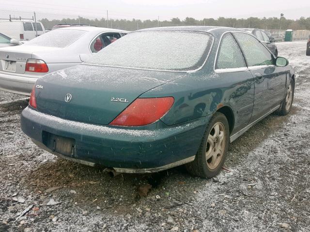 19UYA1151VL020670 - 1997 ACURA 2.2CL GREEN photo 4