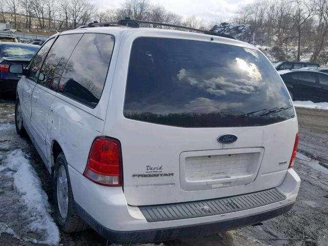 2FMZA57624BA77061 - 2004 FORD FREESTAR S WHITE photo 3