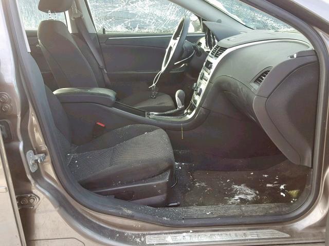 1G1ZC5EB7A4139745 - 2010 CHEVROLET MALIBU 1LT 灰色 照片 5