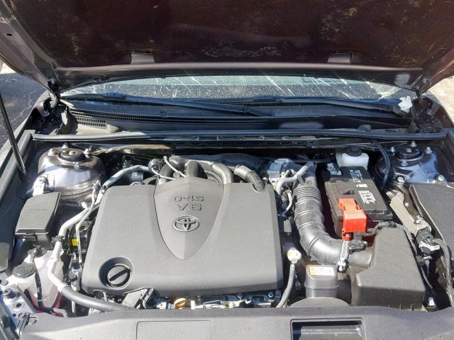 4T1BZ1HK3JU021490 - 2018 TOYOTA CAMRY XSE GRAY photo 7