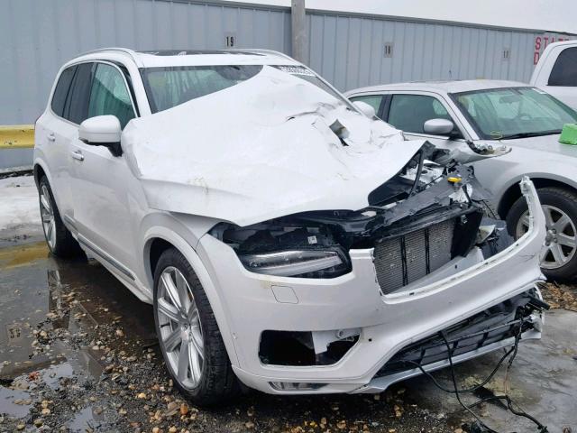 YV4A22PL4J1344594 - 2018 VOLVO XC90 T6 WHITE photo 1