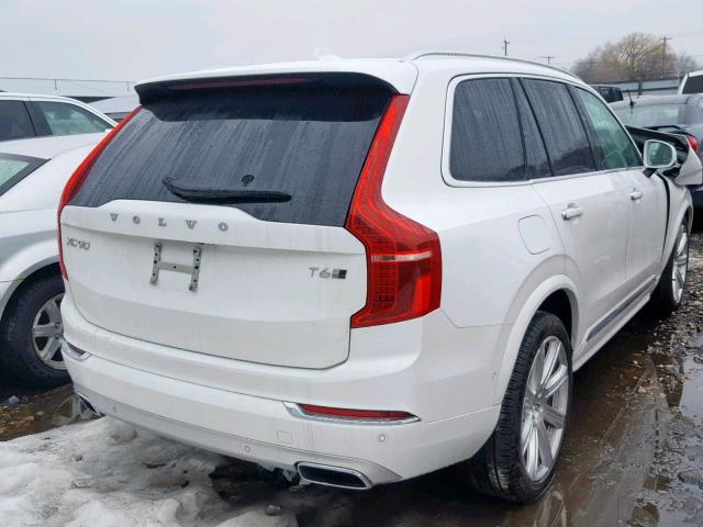 YV4A22PL4J1344594 - 2018 VOLVO XC90 T6 WHITE photo 4