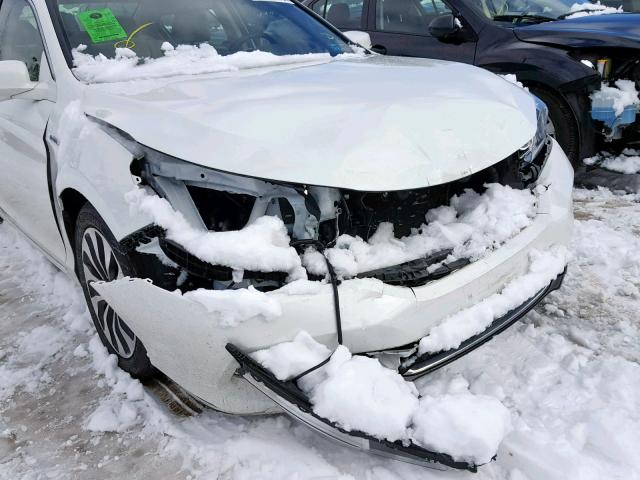 JHMCR6F58HC027786 - 2017 HONDA ACCORD HYB WHITE photo 9