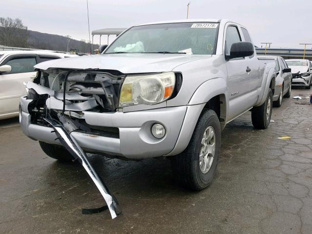 5TETU4GN4AZ744101 - 2010 TOYOTA TACOMA PRE SILVER photo 2