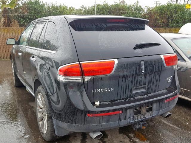 2LMDJ8JK4BBJ23508 - 2011 LINCOLN MKX BLACK photo 3