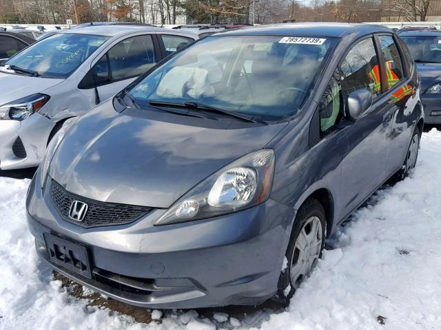 JHMGE8H32DC009850 - 2013 HONDA FIT GRAY photo 2