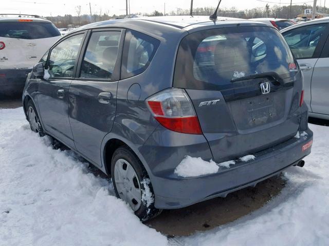 JHMGE8H32DC009850 - 2013 HONDA FIT GRAY photo 3