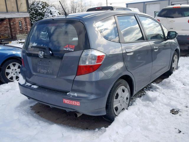 JHMGE8H32DC009850 - 2013 HONDA FIT GRAY photo 4