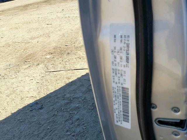 1J4NF1FB6BD134391 - 2011 JEEP COMPASS SP Күміс фото 10