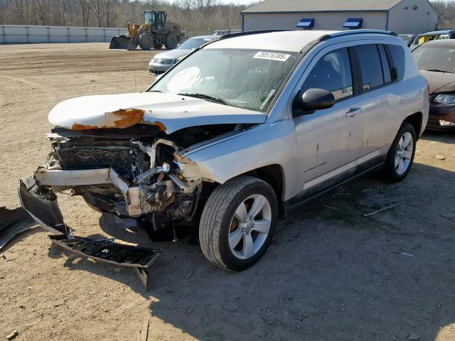 1J4NF1FB6BD134391 - 2011 JEEP COMPASS SP Күміс фото 2