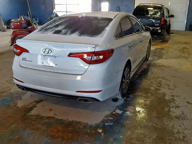 5NPE34AF5HH468120 - 2017 HYUNDAI SONATA SPO WHITE photo 4