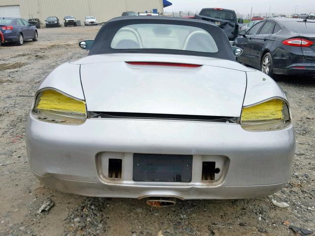 WP0CA29891U624257 - 2001 PORSCHE BOXSTER SILVER photo 6