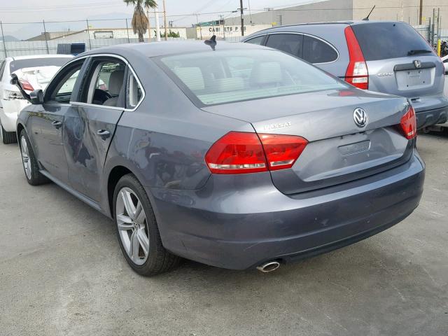 1VWBV7A33FC072861 - 2015 VOLKSWAGEN PASSAT SE GRAY photo 3