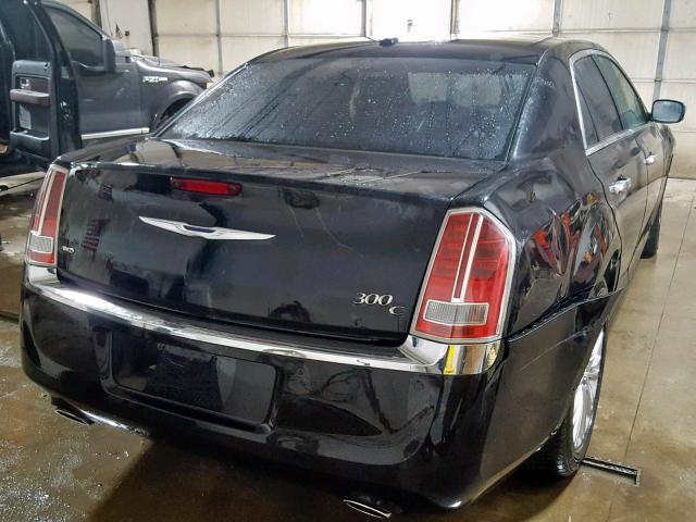 2C3CK6CT4BH523976 - 2011 CHRYSLER 300C BLACK photo 4