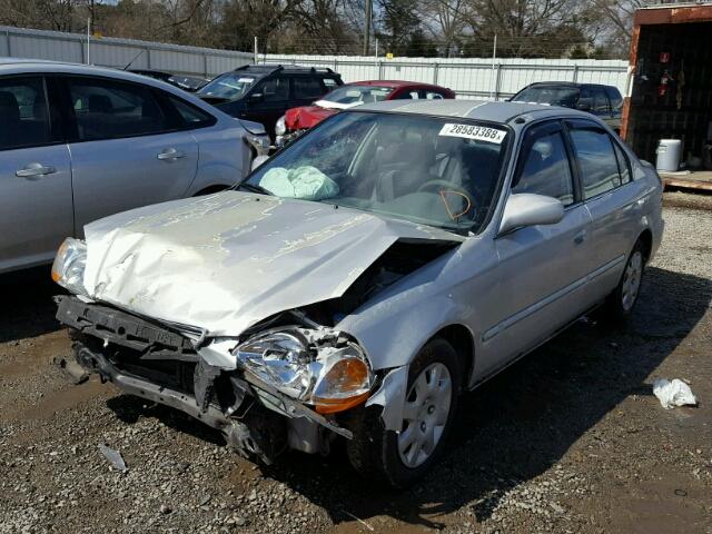 2HGEJ6529WH588728 - 1998 HONDA CIVIC DX SILVER photo 2