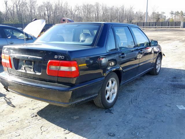 YV1LS5577W1535110 - 1998 VOLVO S70 BLACK photo 4