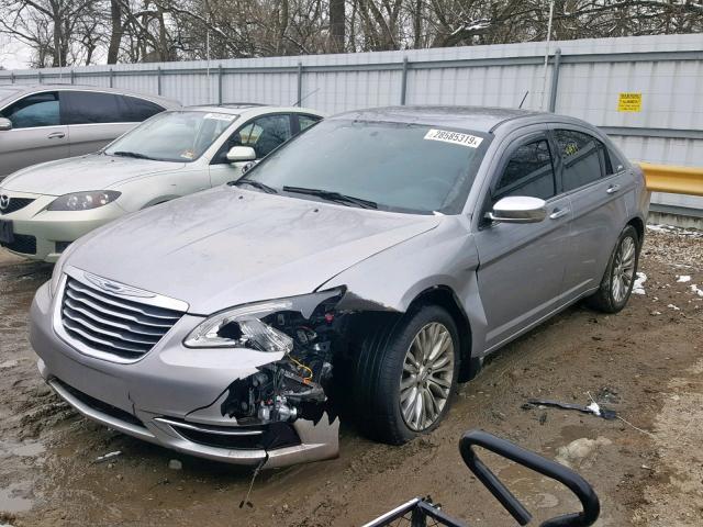 1C3CCBCG6DN614718 - 2013 CHRYSLER 200 LIMITE SILVER photo 2