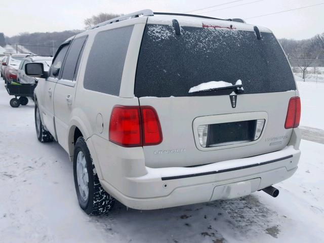 5LMFU27546LJ08777 - 2006 LINCOLN NAVIGATOR WHITE photo 3