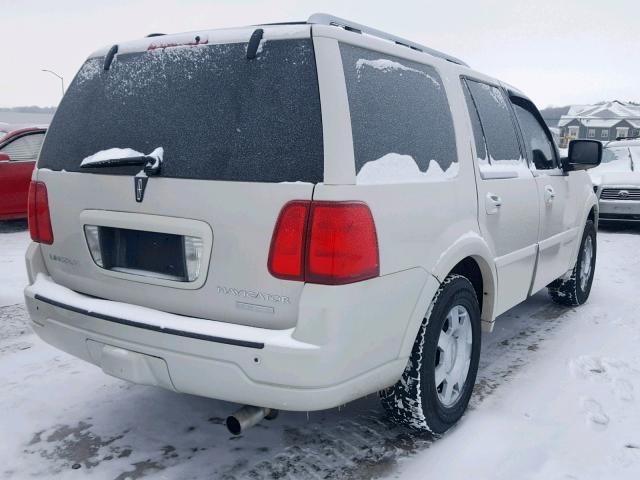 5LMFU27546LJ08777 - 2006 LINCOLN NAVIGATOR WHITE photo 4