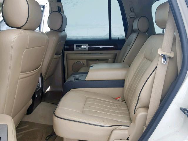 5LMFU27546LJ08777 - 2006 LINCOLN NAVIGATOR WHITE photo 6