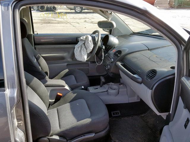 3VWCK31C35M402436 - 2005 VOLKSWAGEN NEW BEETLE Grafit foto 5