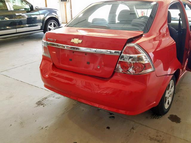 KL1TD56EX9B393693 - 2009 CHEVROLET AVEO LS RED photo 9