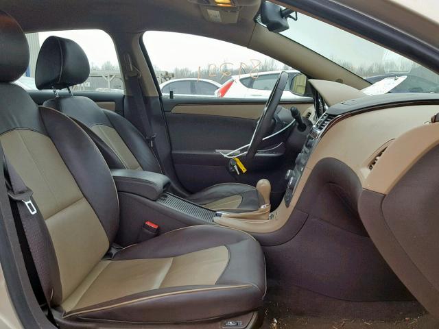 1G1ZE5EB6AF213798 - 2010 CHEVROLET MALIBU LTZ თაფლისფერი ფოტო 5
