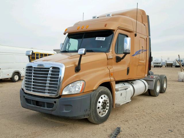 1FUJGLDV0CSBJ9842 - 2012 FREIGHTLINER CASCADIA 1 BROWN photo 2