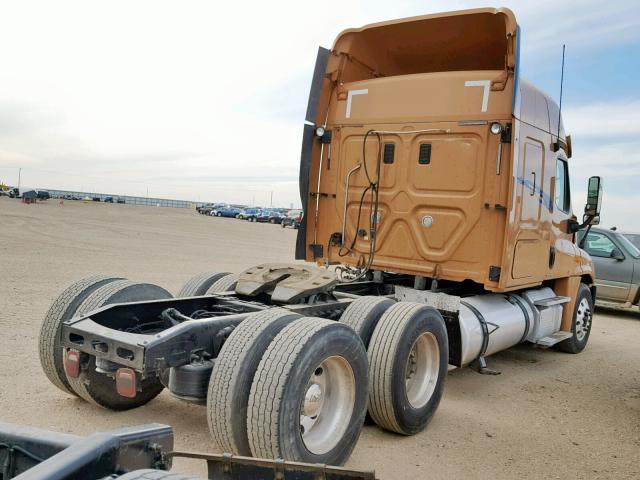 1FUJGLDV0CSBJ9842 - 2012 FREIGHTLINER CASCADIA 1 BROWN photo 4