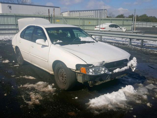 1N4DL01D01C161786 - 2001 NISSAN ALTIMA XE WHITE photo 1