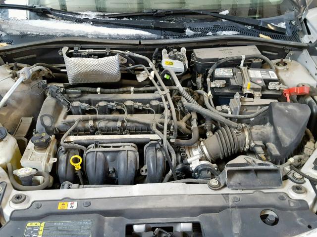 1FAHP34N18W167875 - 2008 FORD FOCUS S/SE SILVER photo 7