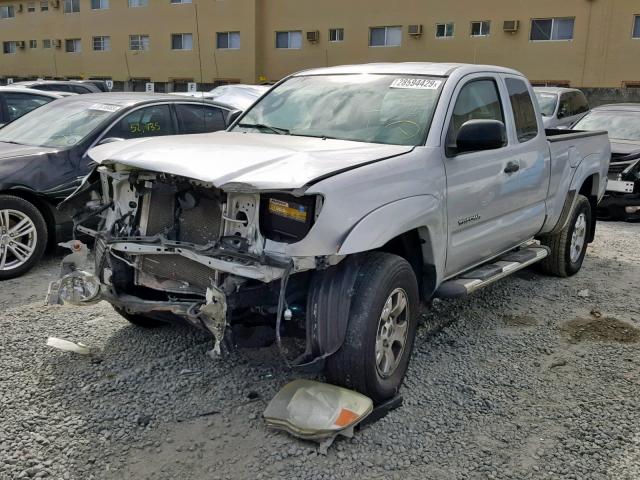 5TFTX4GN1BX004005 - 2011 TOYOTA TACOMA PRE SILVER photo 2